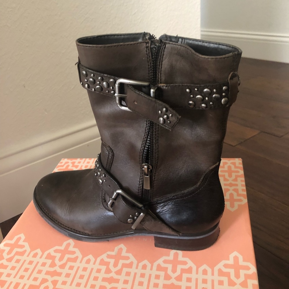 Artuti Chiang boots